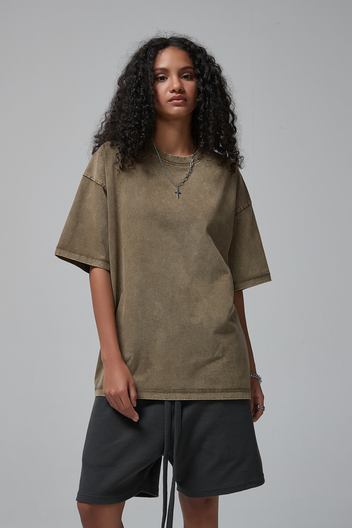 VILLIAN | OVERSIZED ACID-WASH TEE