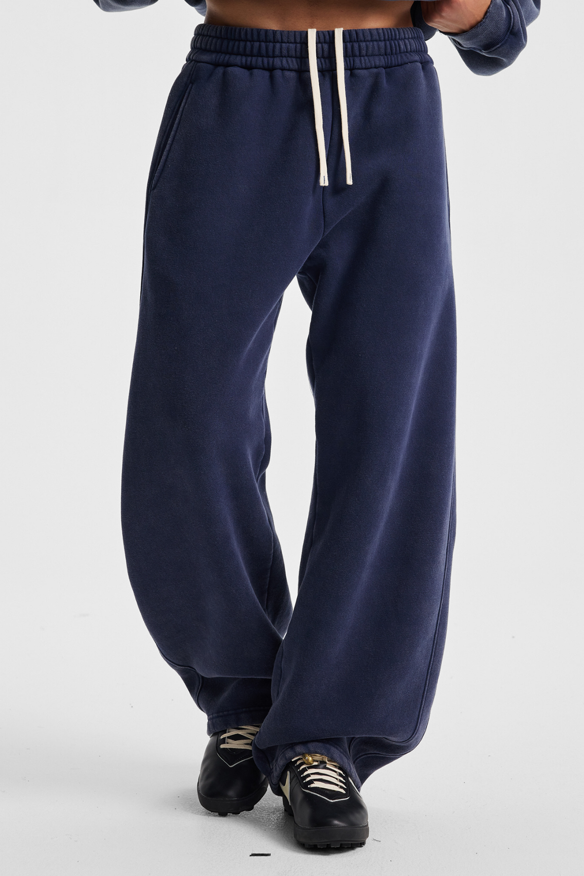RAZE | ACID-WASH BAGGY SWEATPANTS