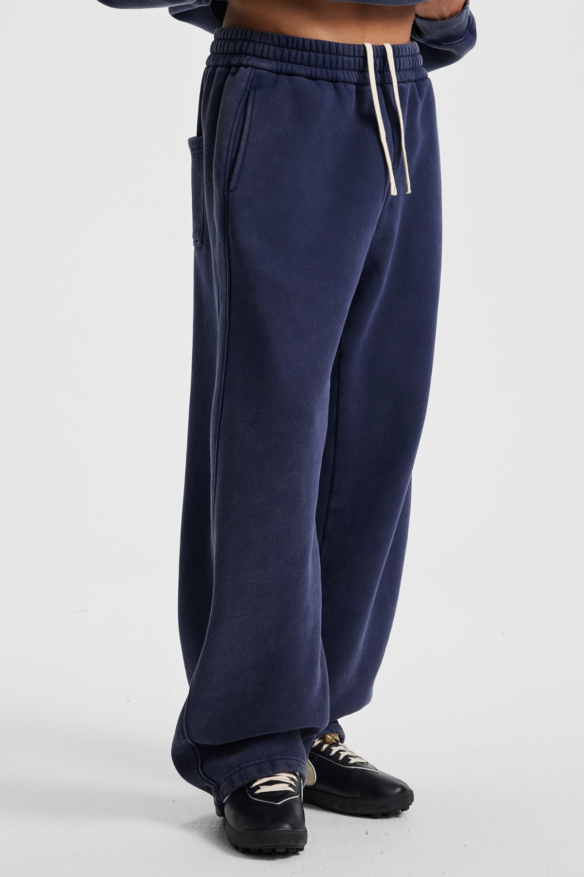 RAZE | ACID-WASH BAGGY SWEATPANTS