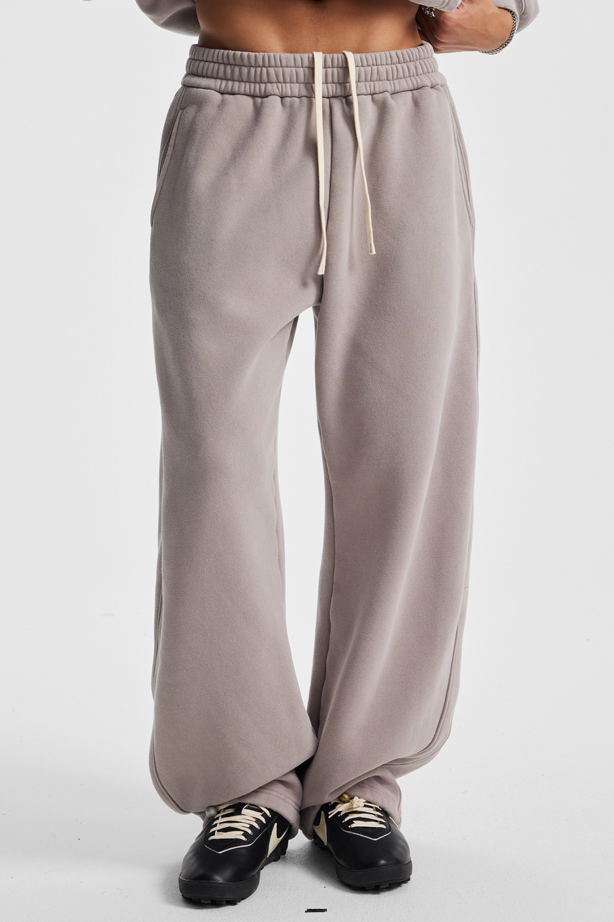 RAZE | ACID-WASH BAGGY SWEATPANTS