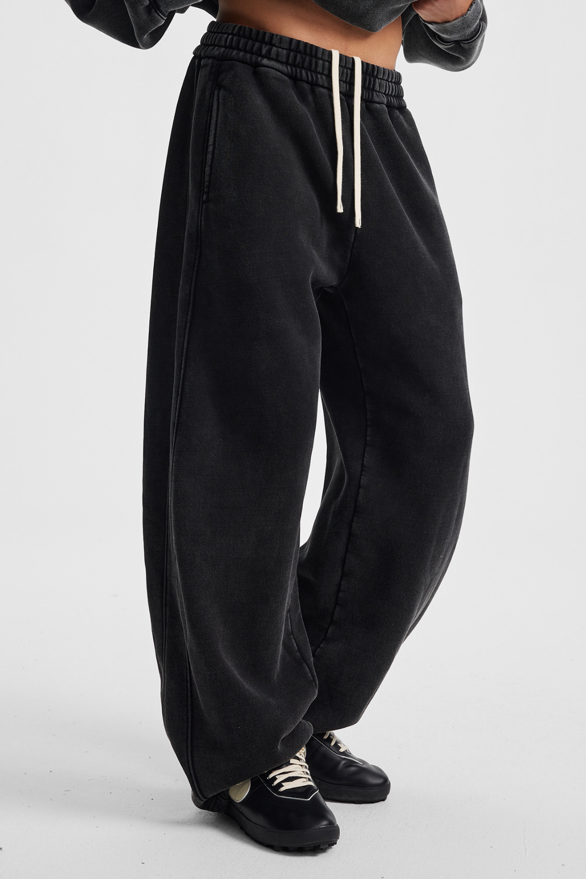 RAZE | ACID-WASH BAGGY SWEATPANTS