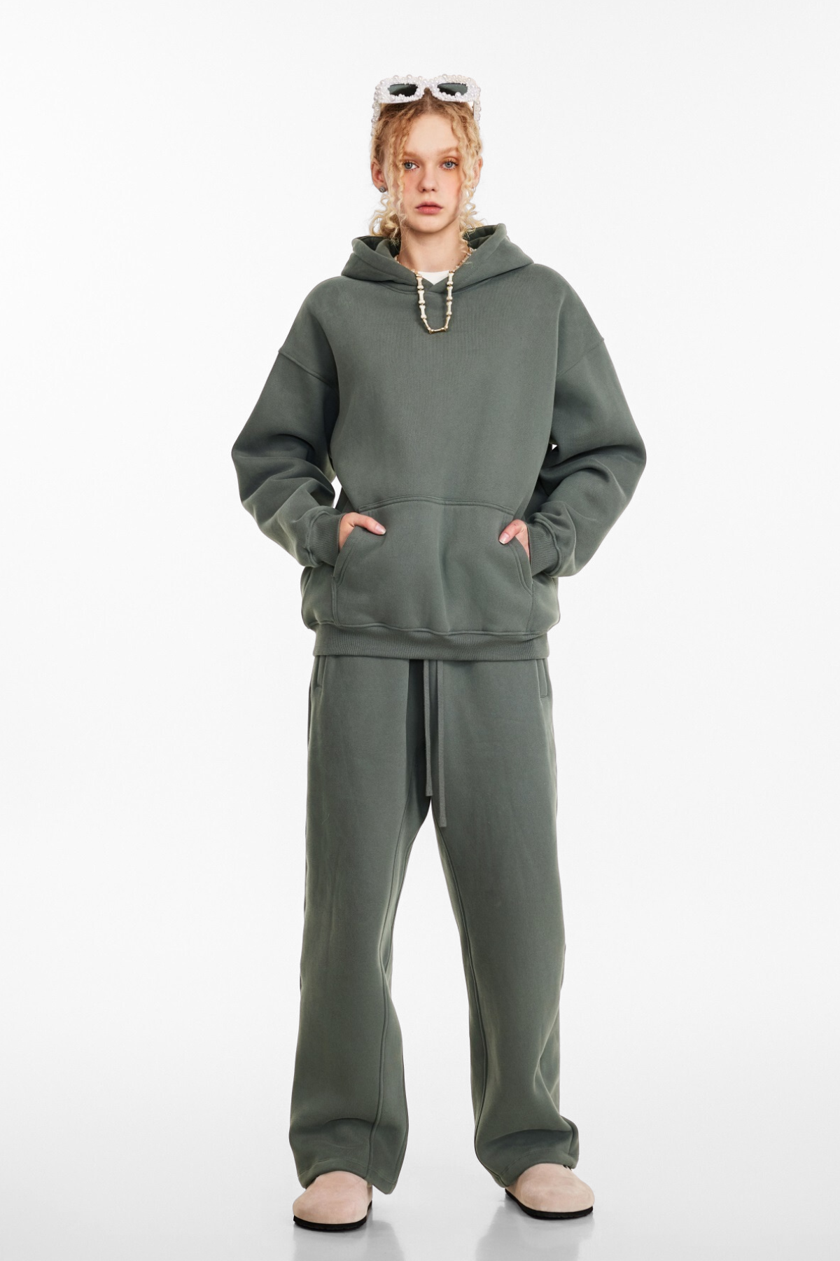 CORE | PULLOVER OVERSIZED HOODIE