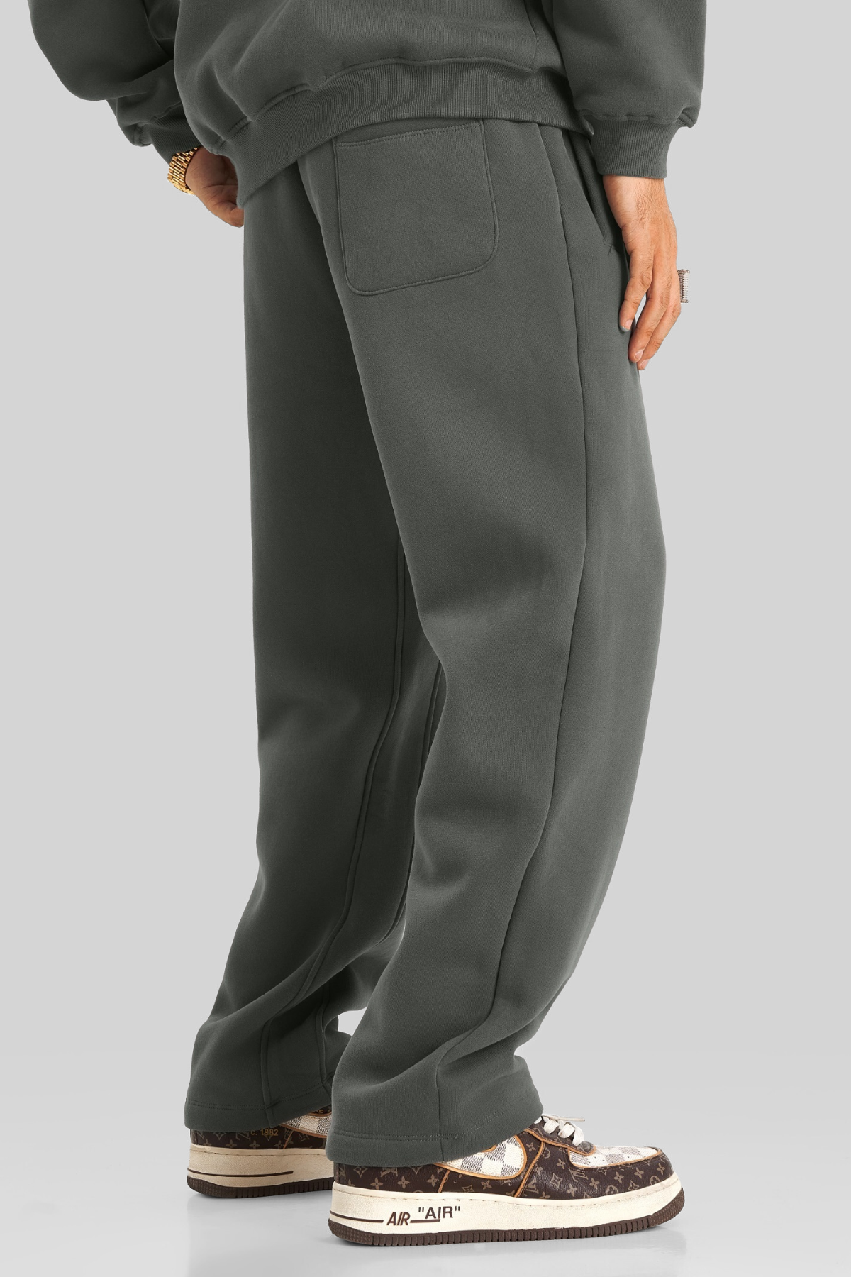 CORE | STRAIGHT LEG SWEATPANTS