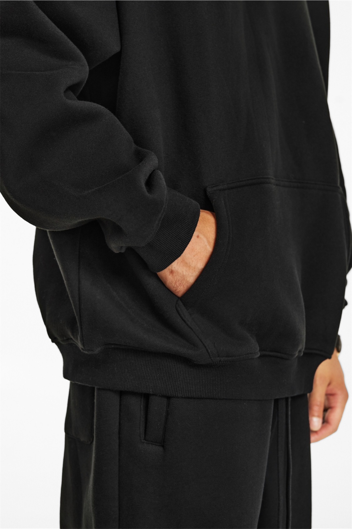 CORE | PULLOVER OVERSIZED HOODIE