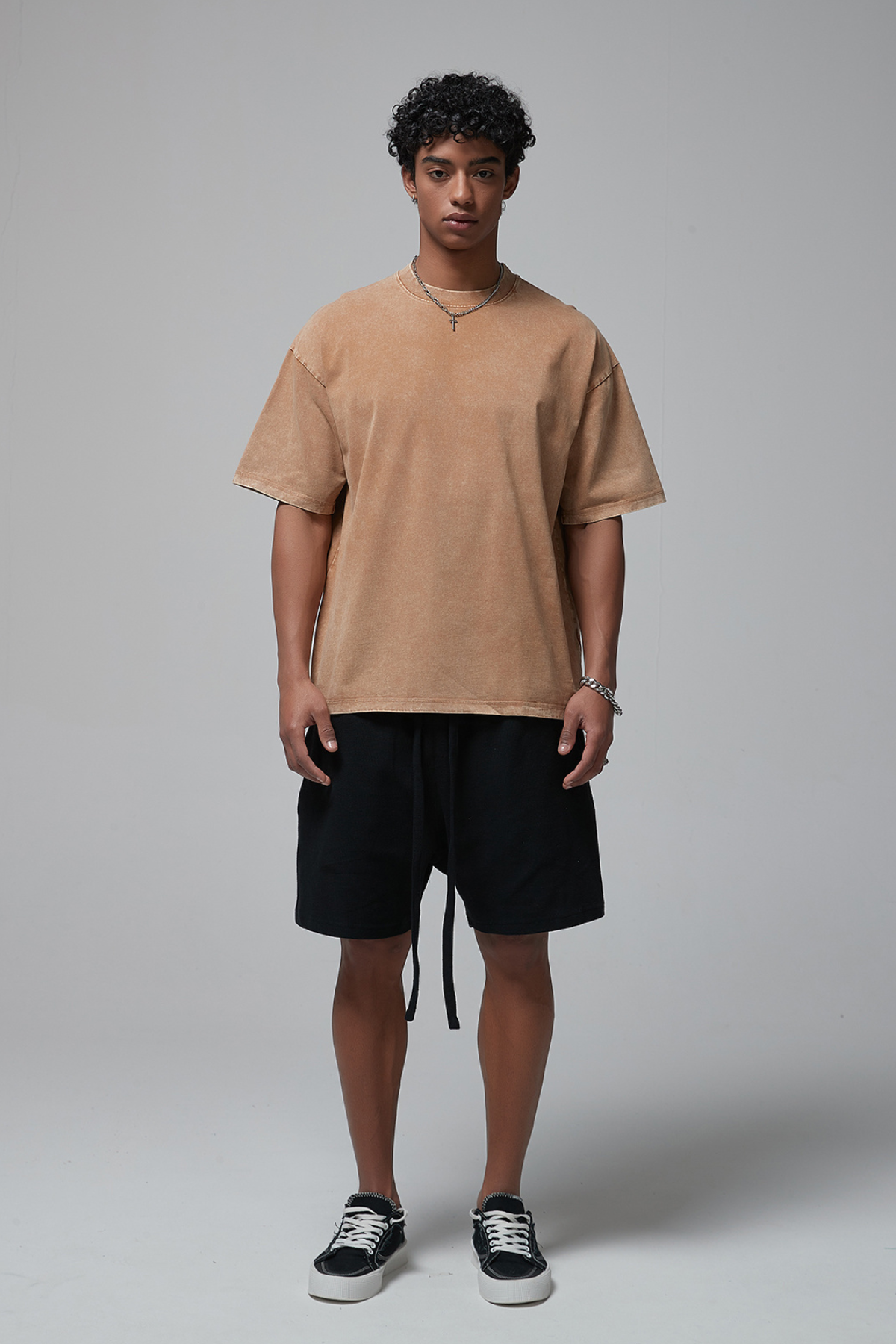 VILLIAN | OVERSIZED ACID-WASH TEE