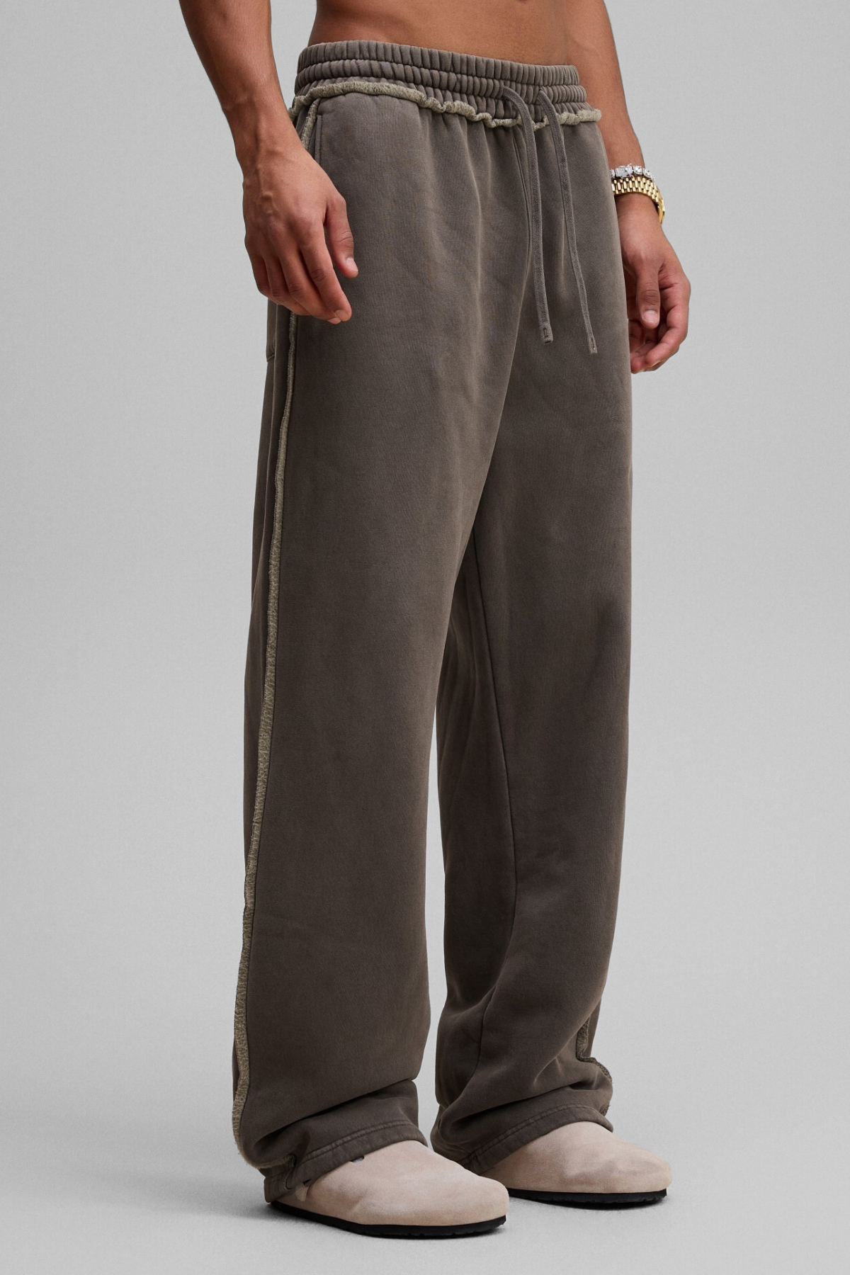 RAW | RIPPED-HEM SWEATPANTS