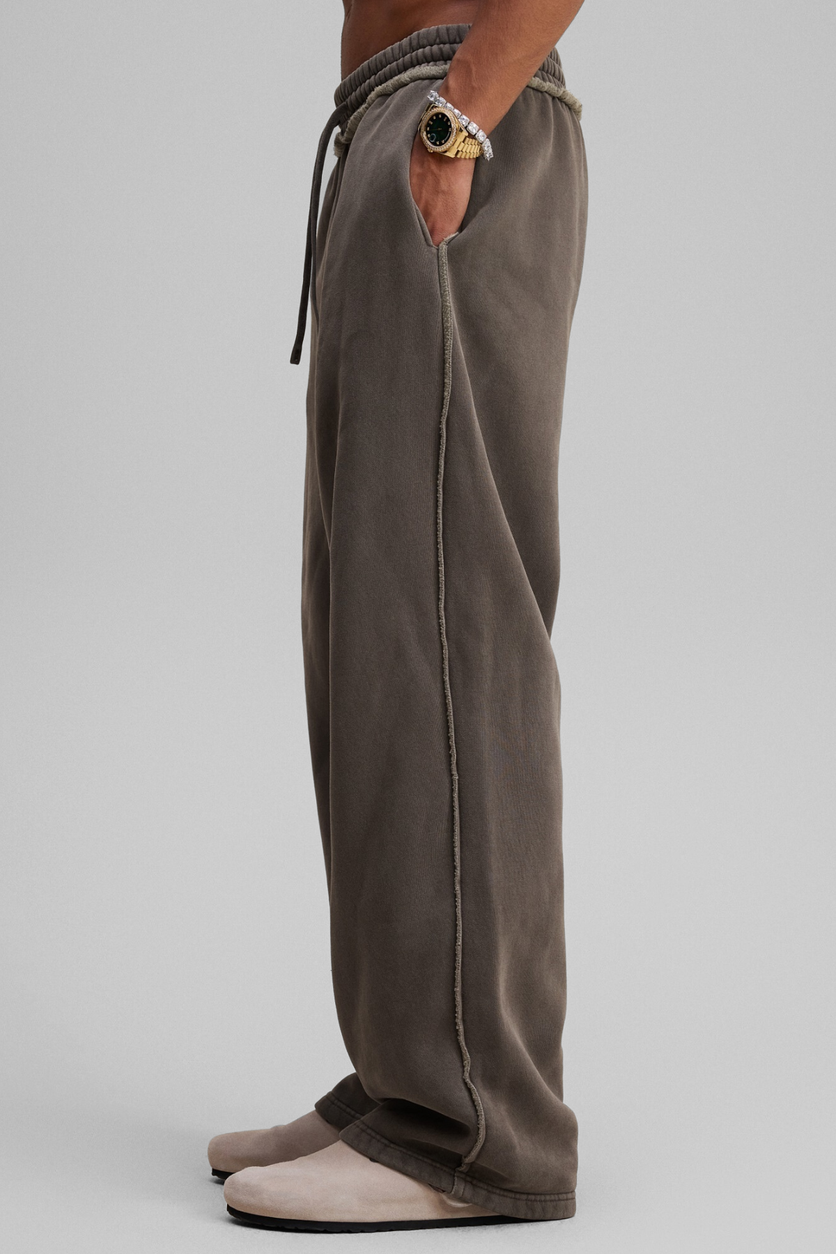 RAW | RIPPED-HEM SWEATPANTS