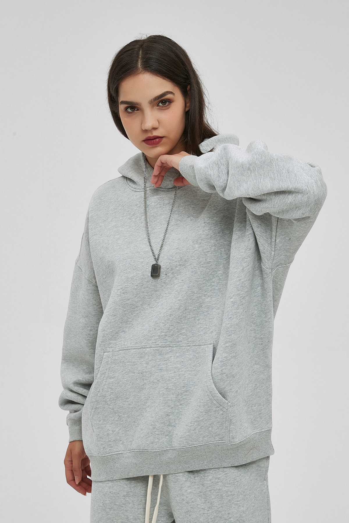 BASICS | PULLOVER HOODIE