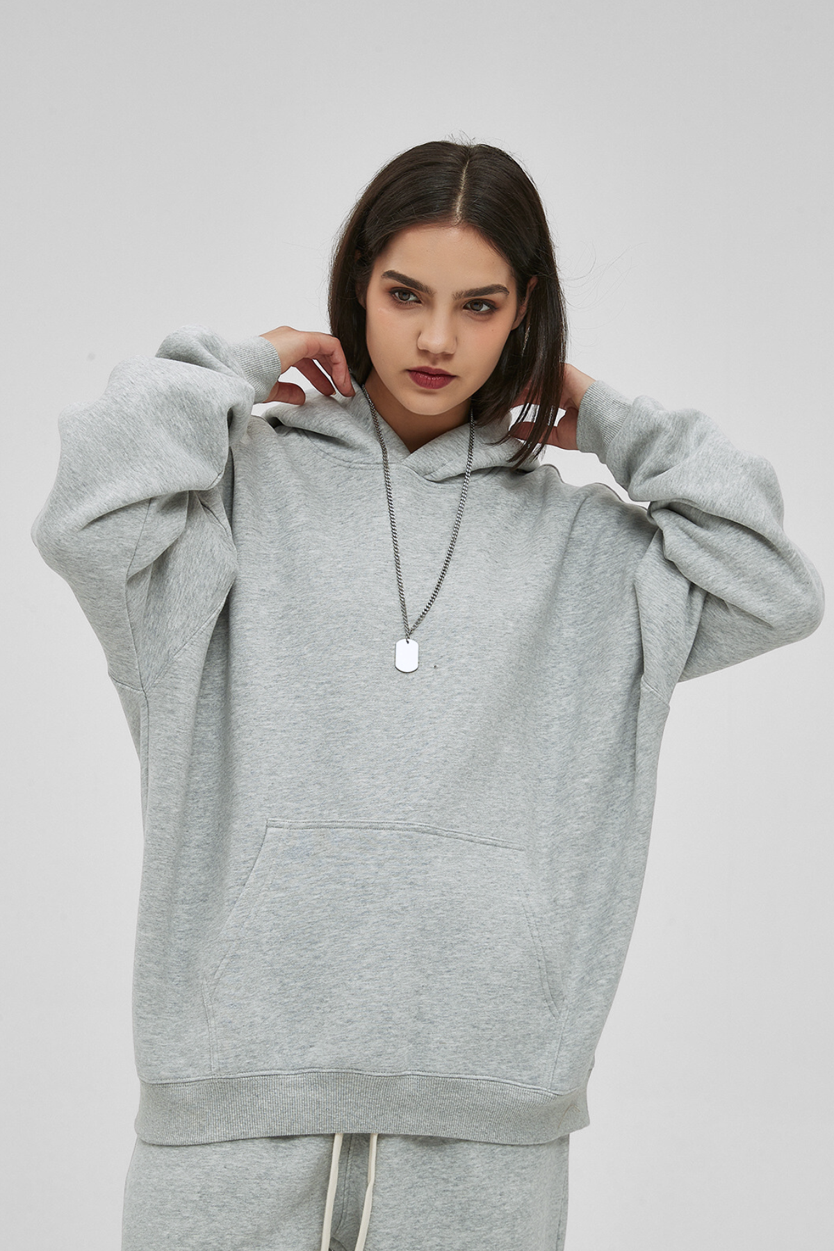 BASICS | PULLOVER HOODIE