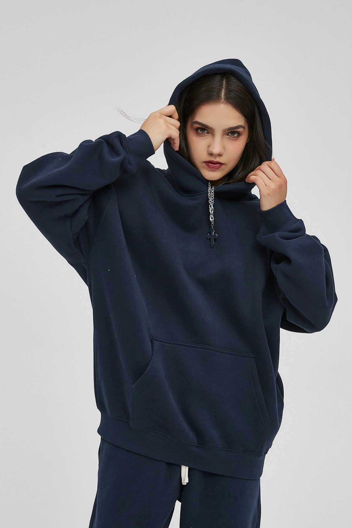 BASICS | PULLOVER HOODIE