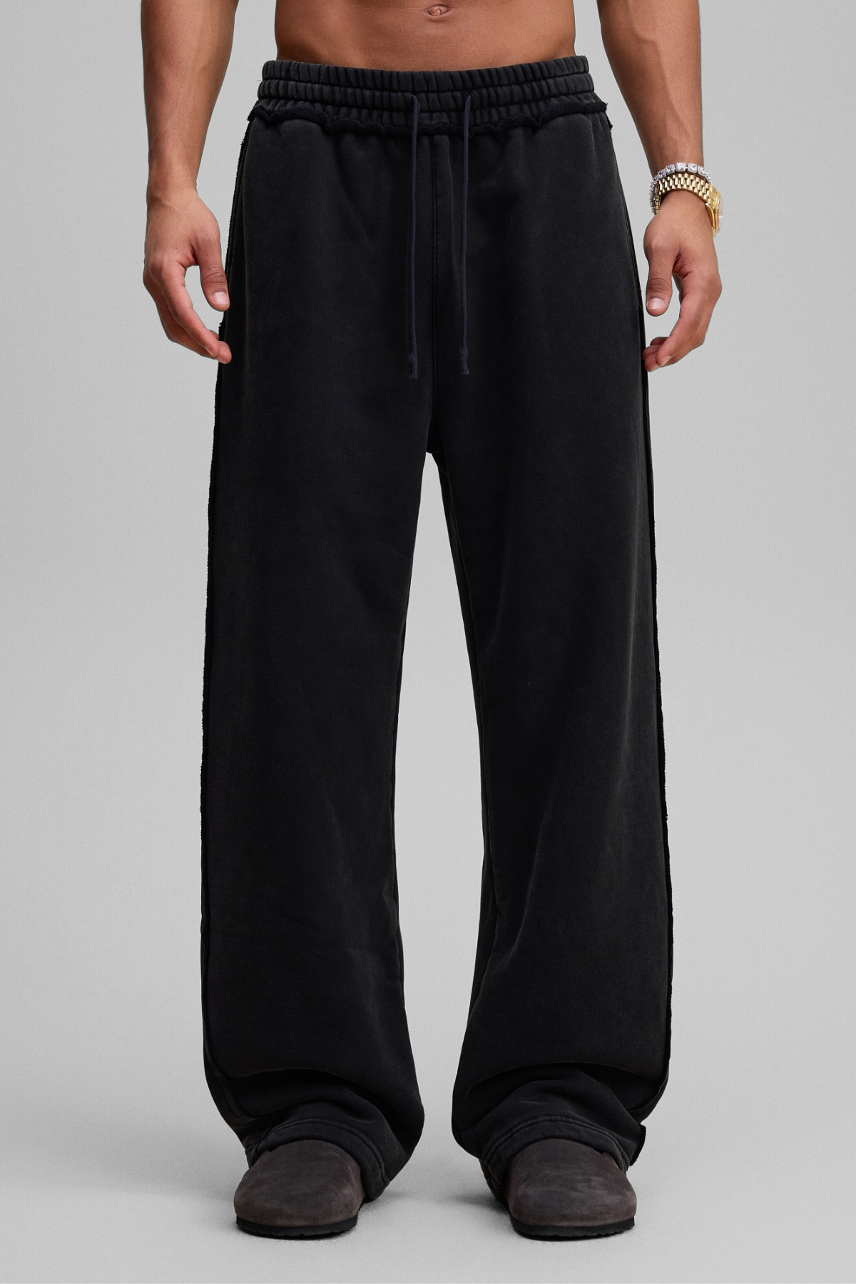 RAW | RIPPED-HEM SWEATPANTS