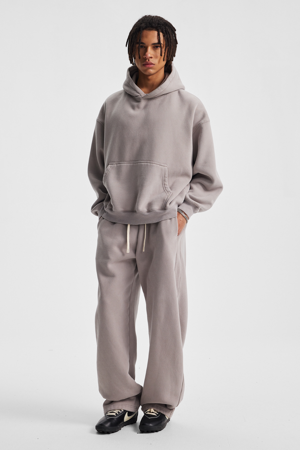 RAZE | ACID-WASH BAGGY SWEATPANTS