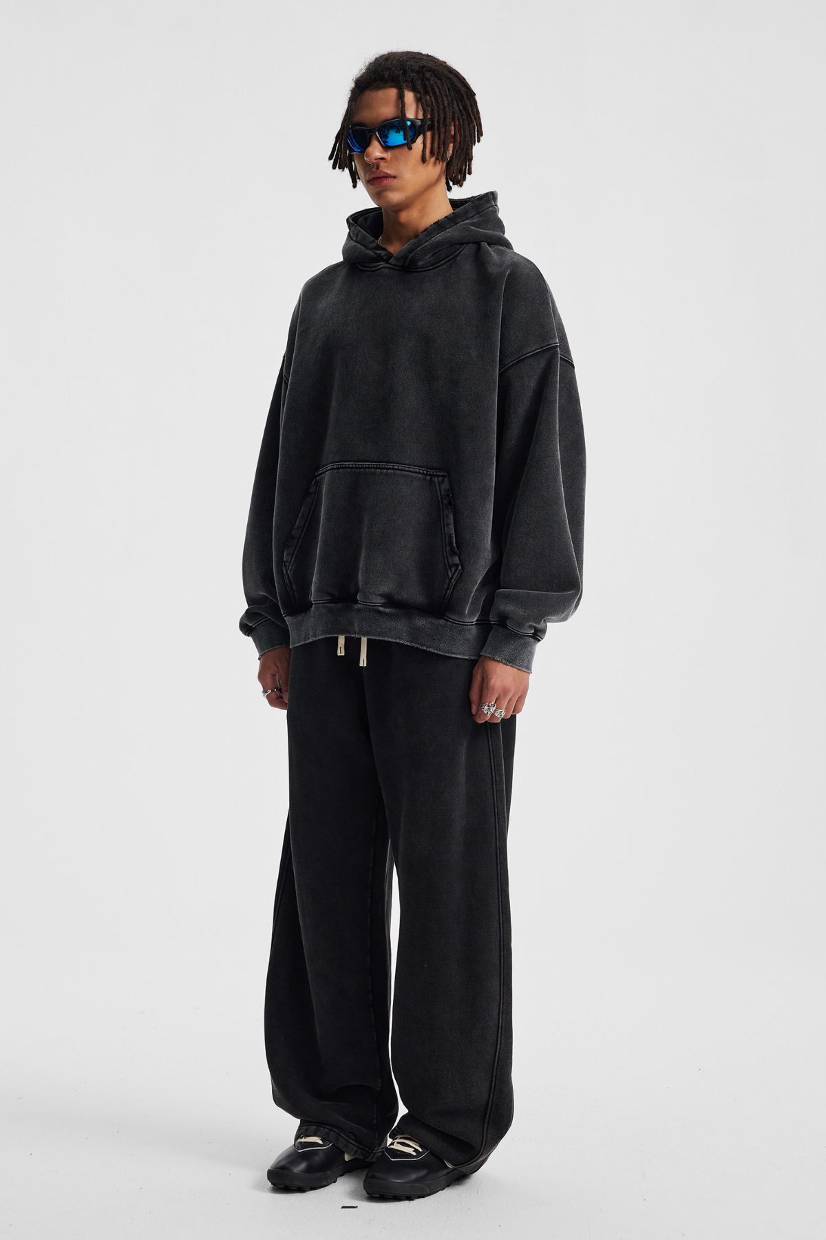 RAZE | ACID-WASH BAGGY SWEATPANTS