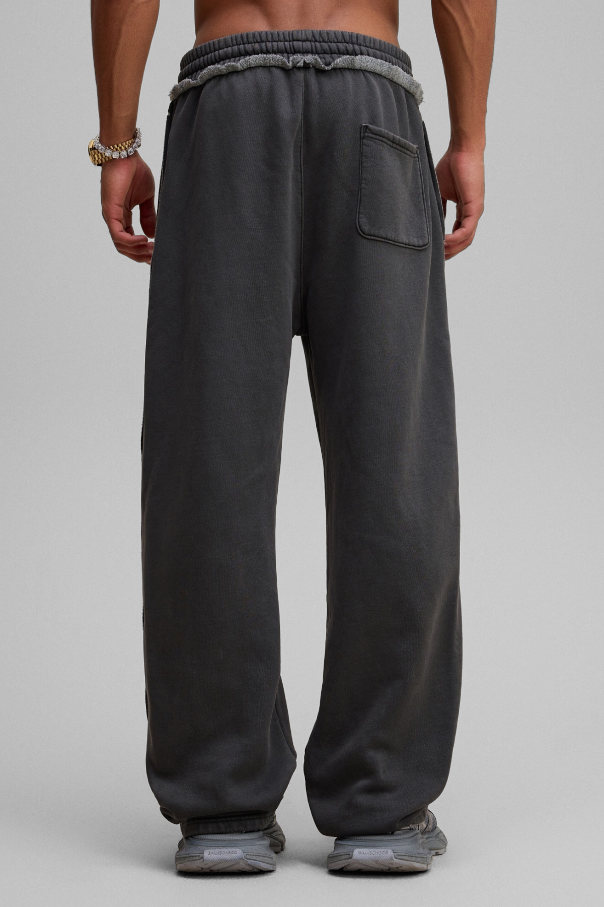 RAW | RIPPED-HEM SWEATPANTS