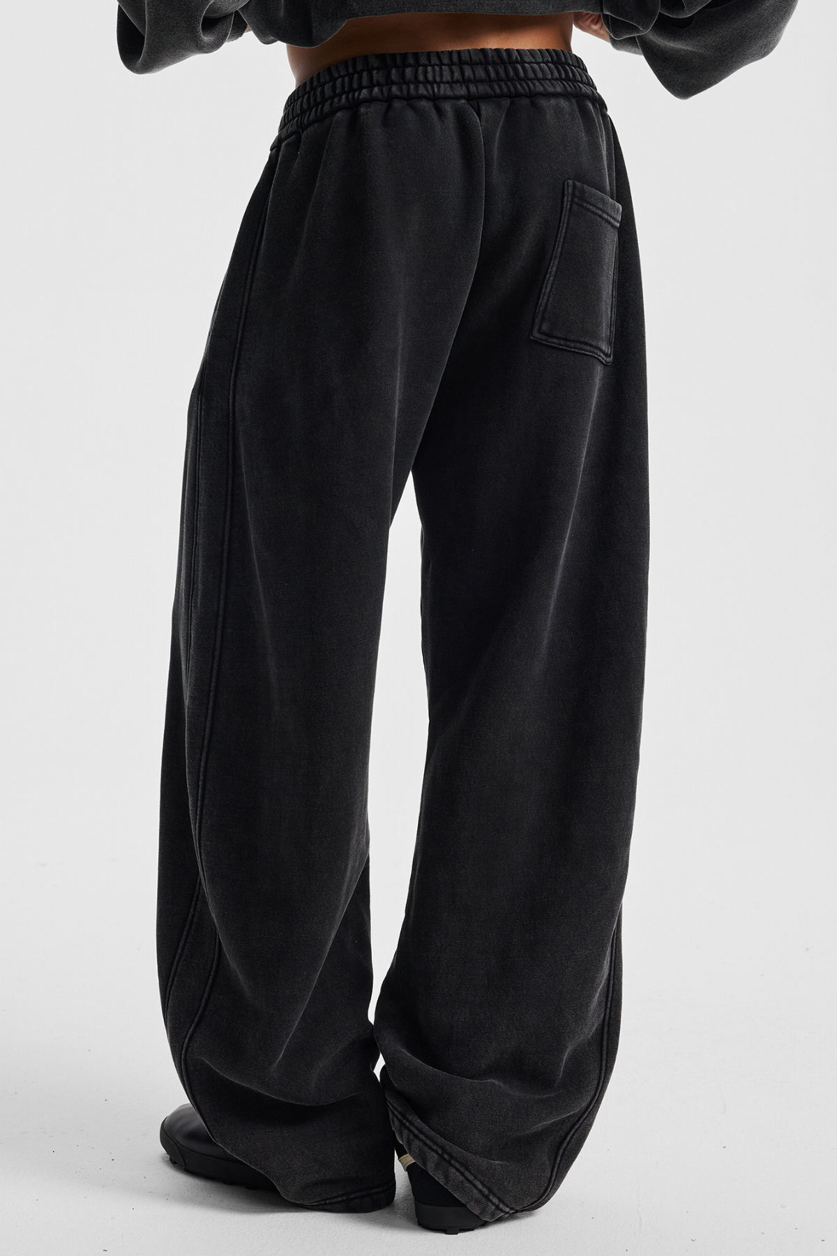 RAZE | ACID-WASH BAGGY SWEATPANTS