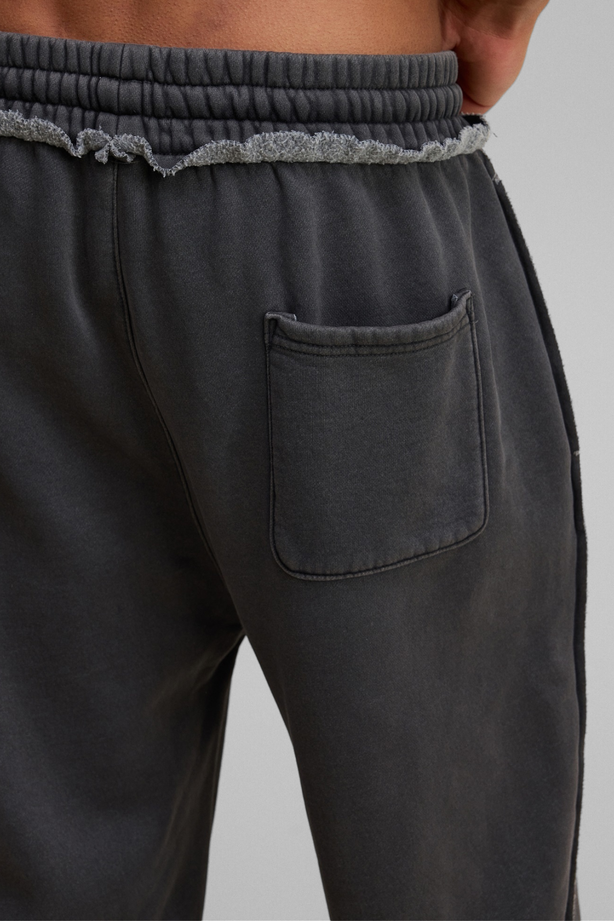 RAW | RIPPED-HEM SWEATPANTS