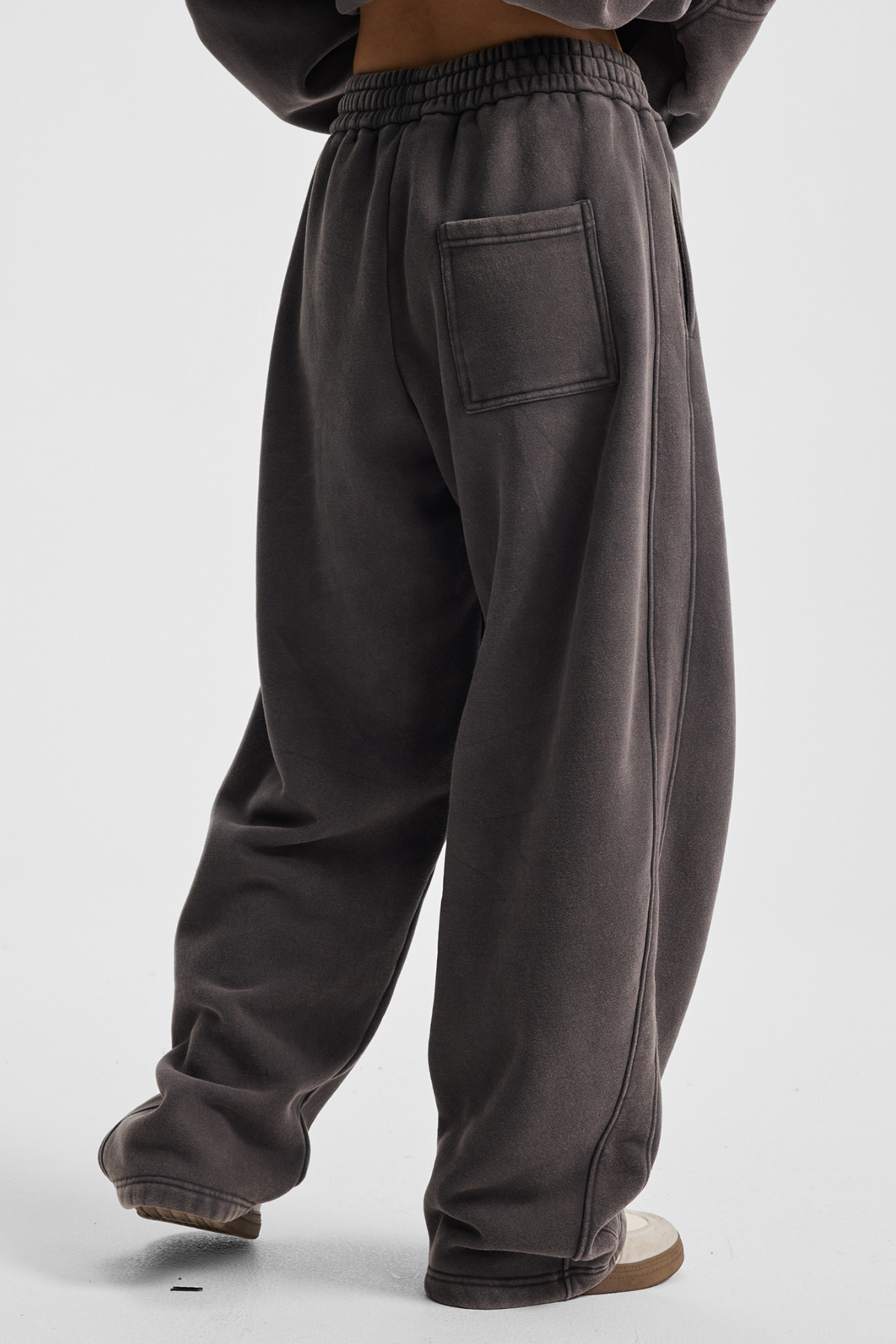 RAZE | ACID-WASH BAGGY SWEATPANTS