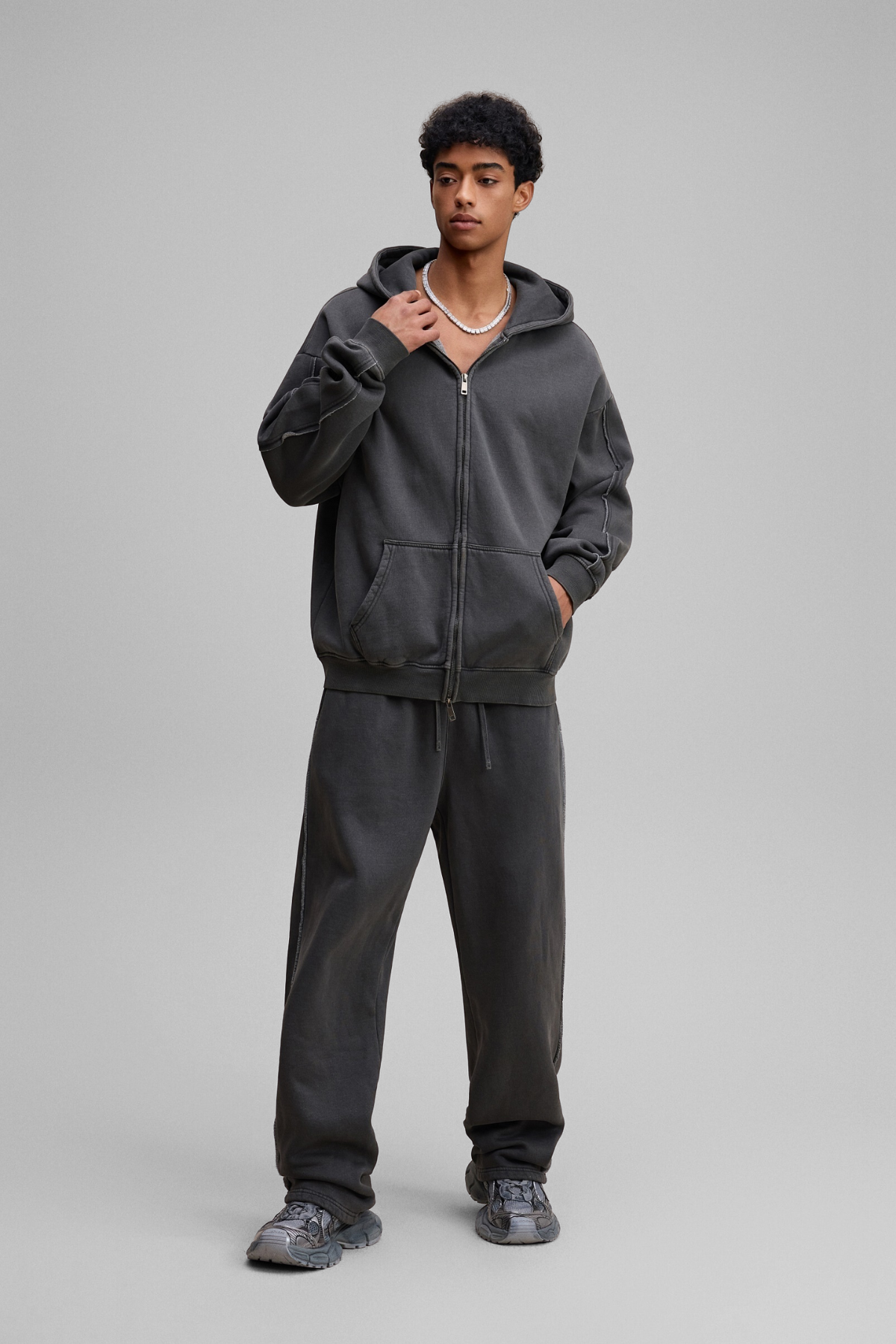 RAW | RIPPED-HEM SWEATPANTS